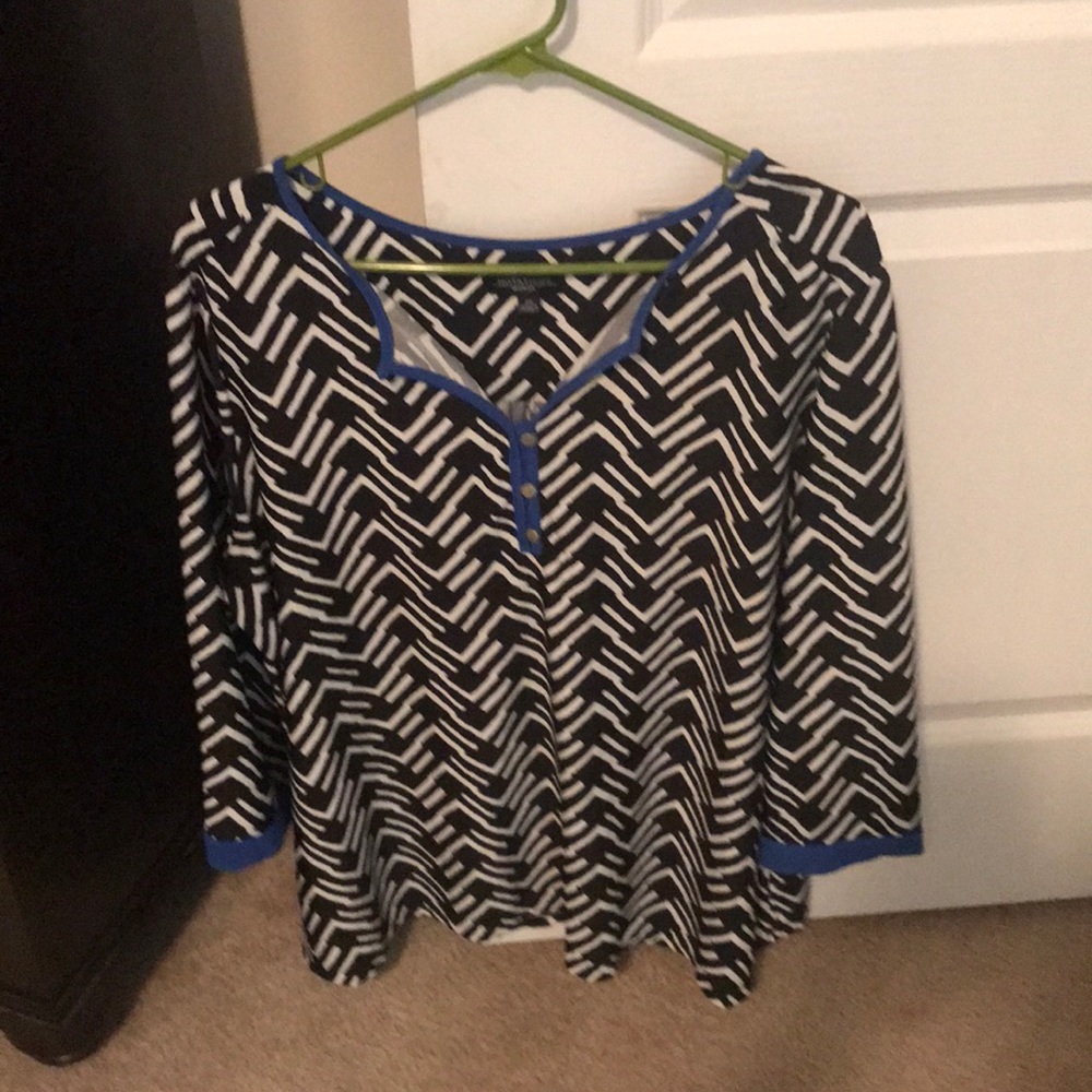 Women’s blouse